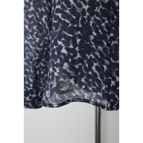 Burberry Size 6 Crushed Organza Button Down Blouse Abstract Animal Print - Picture 4 of 12